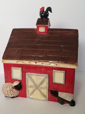 Vintage 1980s Red Barn Cookie Jar Ceramic Rooster Cow Sheep Farmhouse Decor EUC